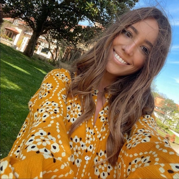 ✅SOLD✅Zara printed midi dress - Picture 4 of 16